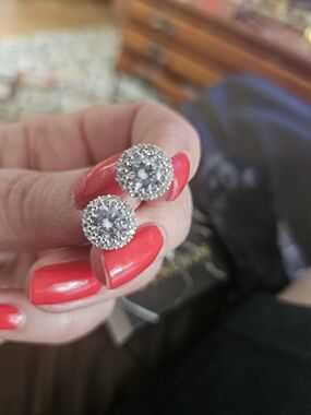 Genevive Marie  Solitaire Halo Stud Earrings New